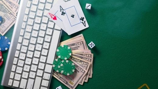 Mastering Poker Strategy: Tips from the Pros
